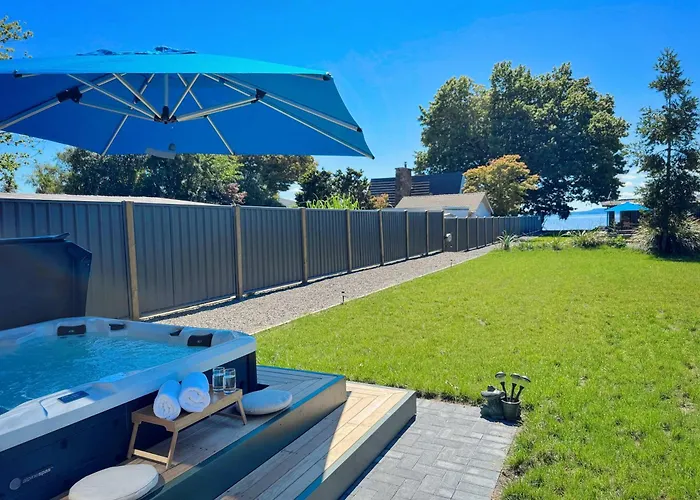 Stillwater - Lakefront Estate With Two Dwellings Pools Sups - Sleeps 16 別荘 ロトルア