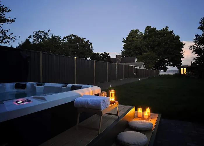 Stillwater - Lakefront Estate With Two Dwellings Pools Sups - Sleeps 16 Hébergement de vacances Rotorua